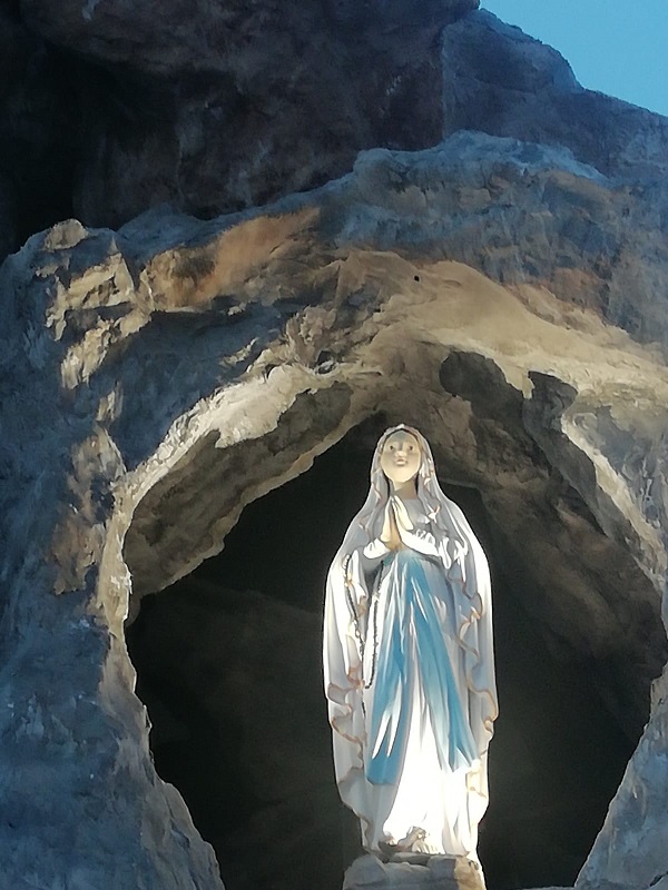 grotta lourdes