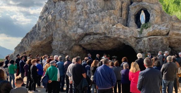 Benedizione della Madonna di Lourdes: 12/05-12/07